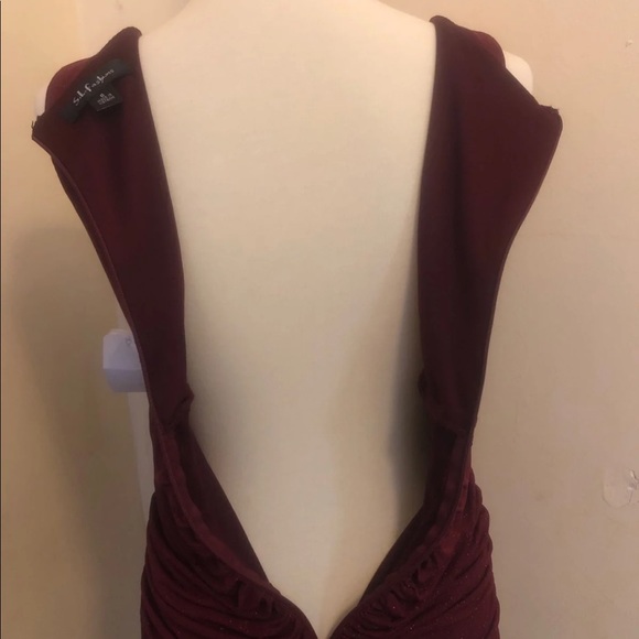Maroon glittery dress Medium - Picture 7 of 8